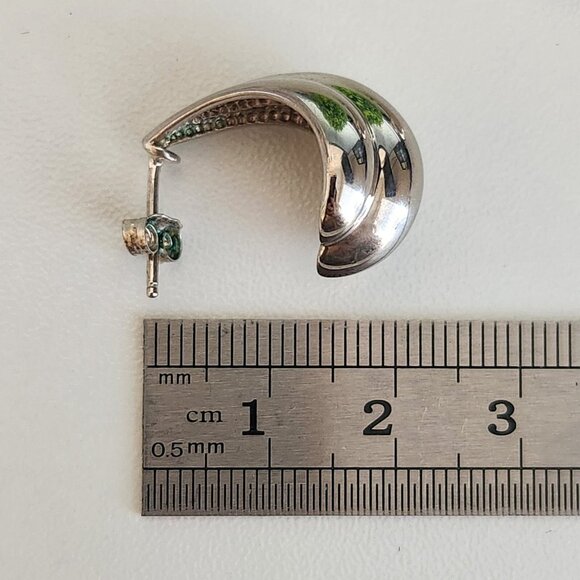 925 Sterling Silver Vintage Puffy Curved Earrings - Picture 5 of 5